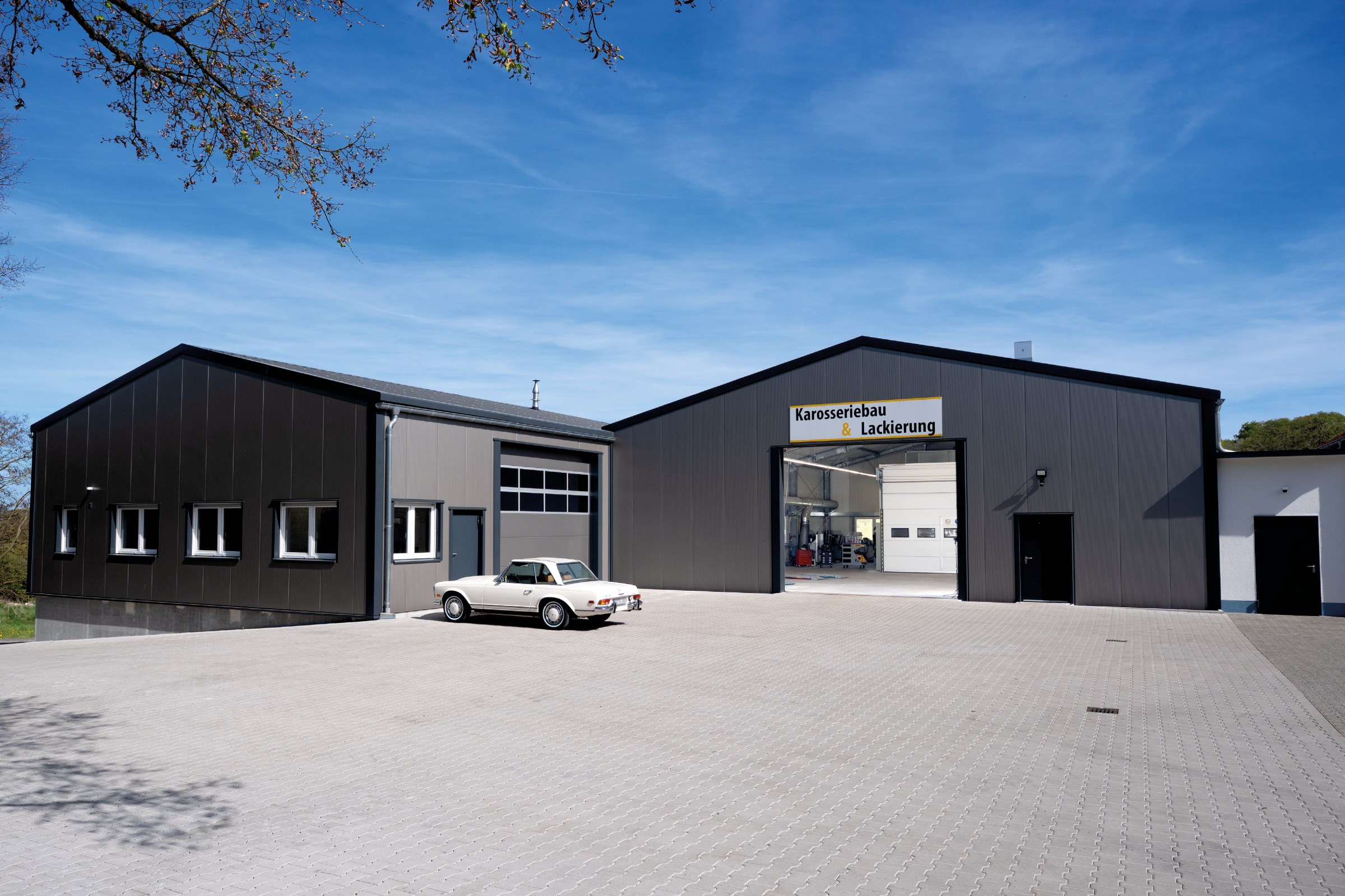 "Bild 51095-Aussengestaltung-5-web.jpg"